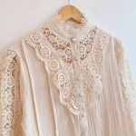 blouse vintage dentelle chic